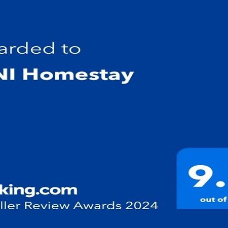 Inni Homestay Malang Esterno foto