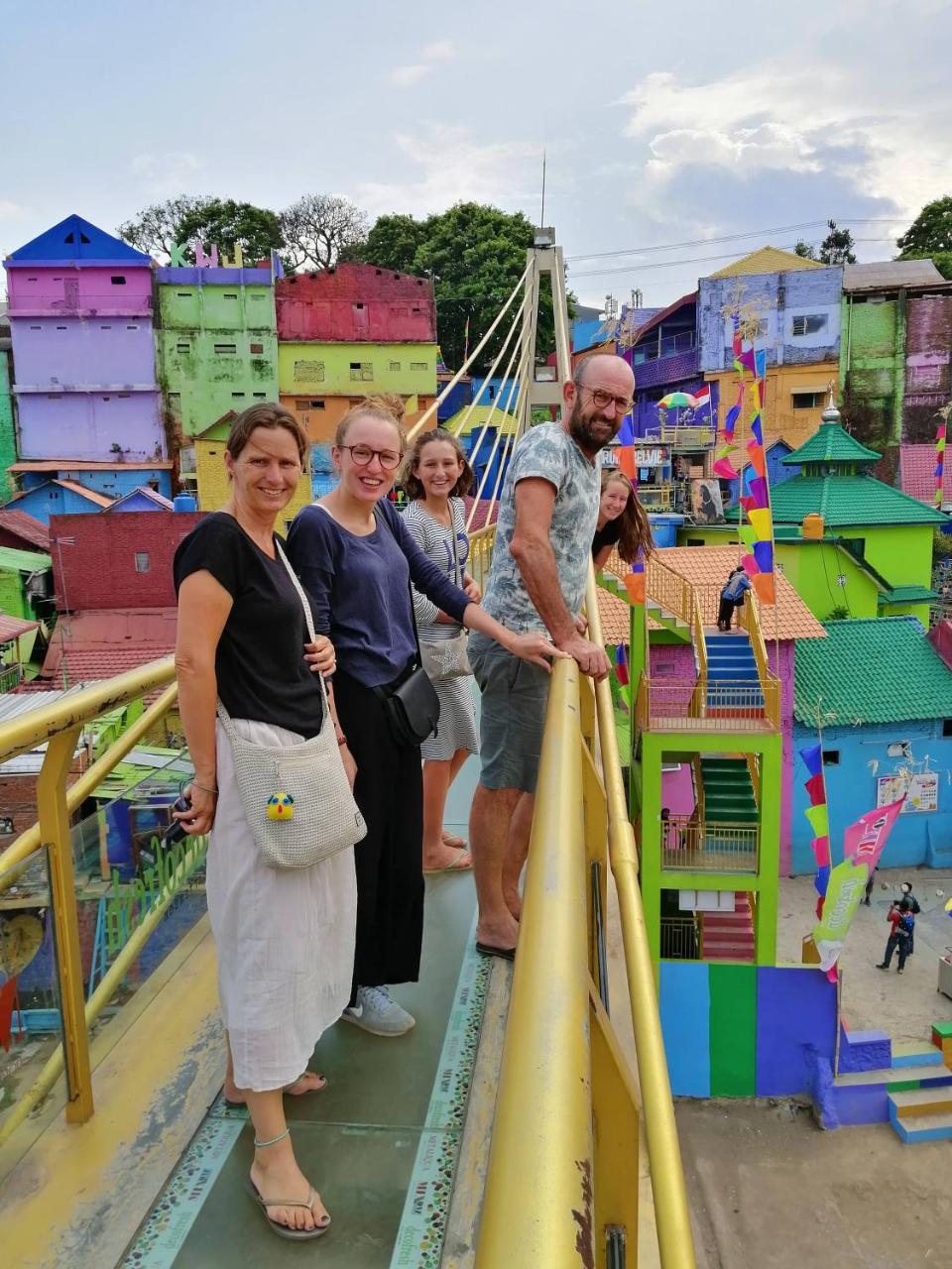 Inni Homestay Malang Esterno foto