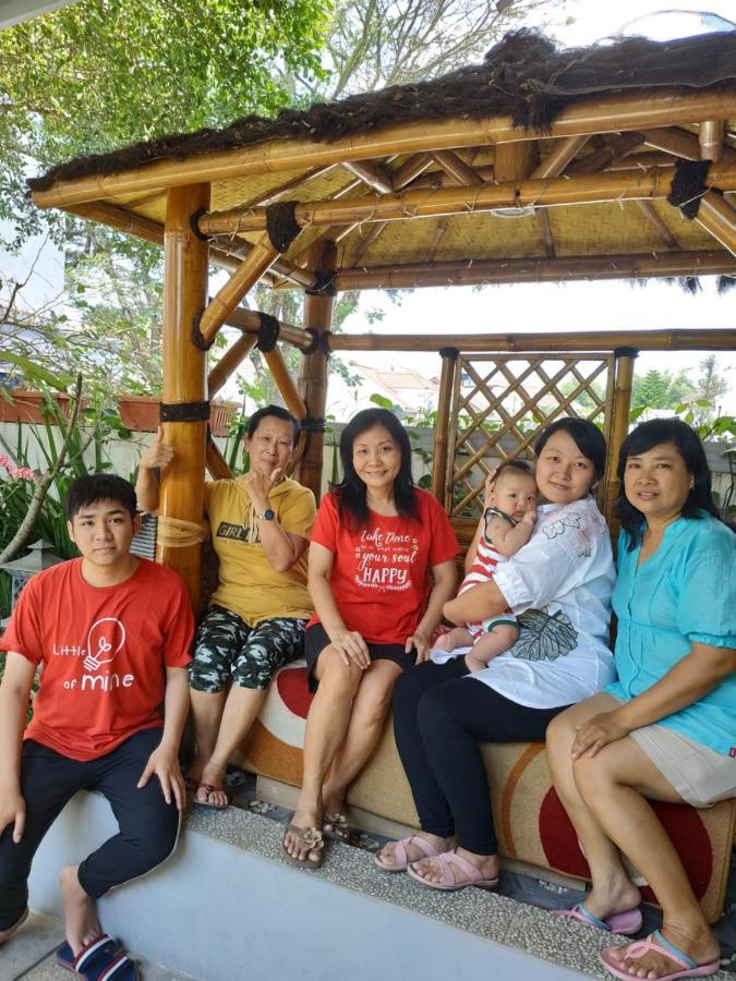 Inni Homestay Malang Esterno foto